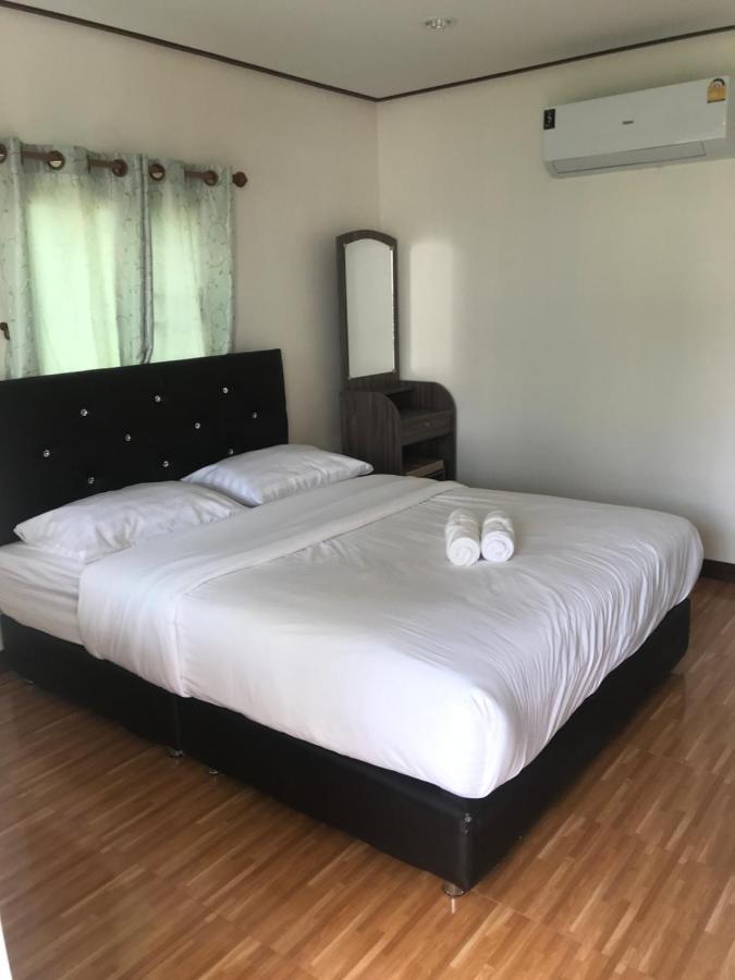 บ้านวิรา ห้องพัก Baan Wira Khon Kaen Ngoại thất bức ảnh