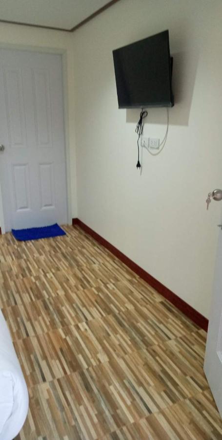 บ้านวิรา ห้องพัก Baan Wira Khon Kaen Ngoại thất bức ảnh