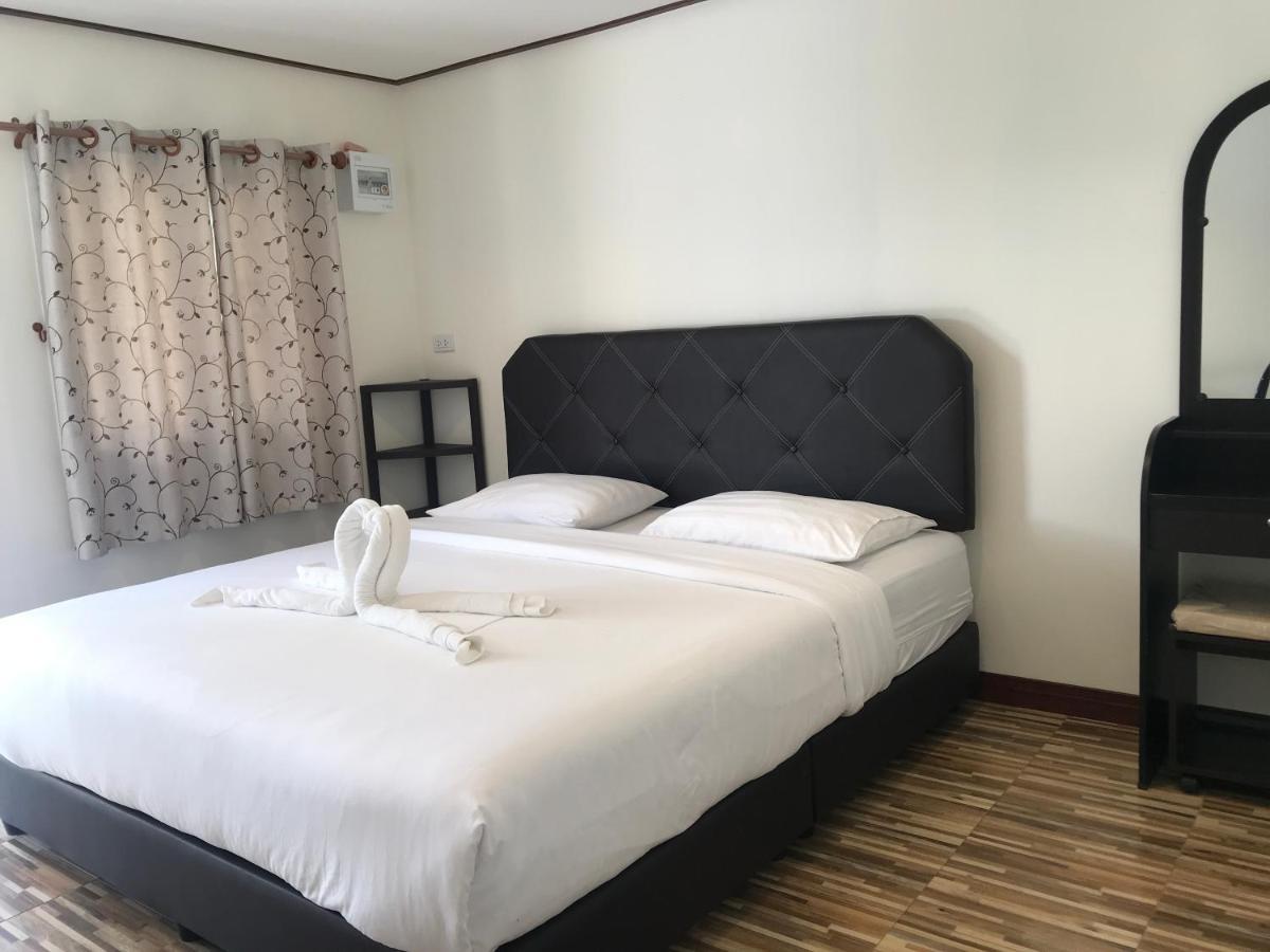 บ้านวิรา ห้องพัก Baan Wira Khon Kaen Ngoại thất bức ảnh